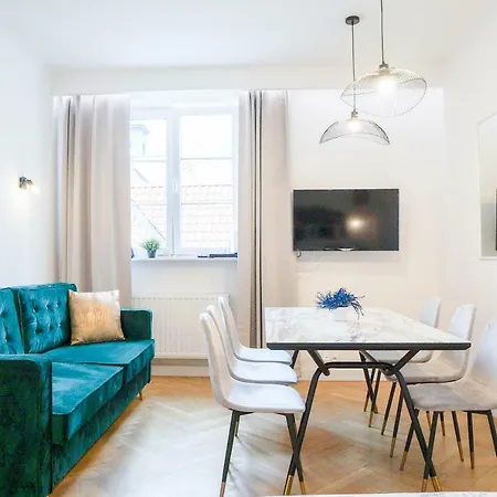 Aaa Premium Old Town *