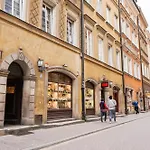 Aaa Premium Old Town