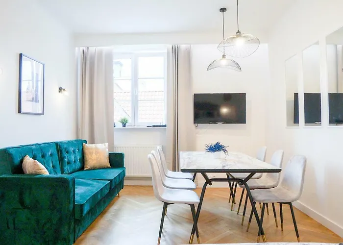 Aaa Premium Old Town *