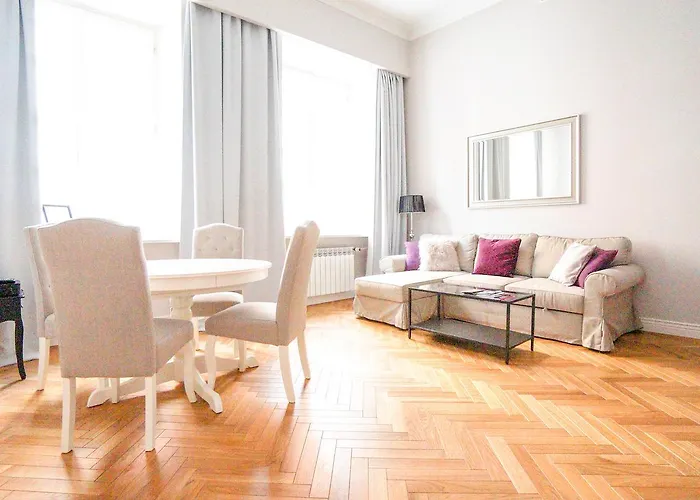 Aaa Premium Old Town *